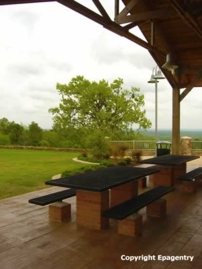 Picnic area and shelter at Love's Lookout Park on U.S. Highway 69 north of Jacksonville, Texas