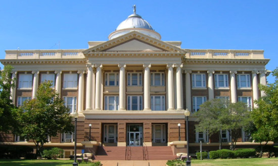 Present-day view of the Anderson County Courthouse in Palestine, Texas