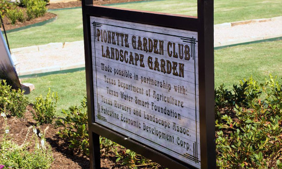Pionette Garden Club Landscape Garden in Palestine, Texas